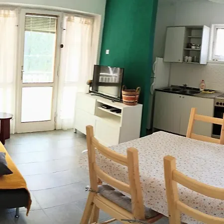 Brcic Biograd Na Moru
